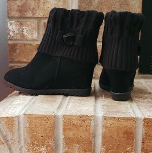 Knit wedge ankle boots *worn once
